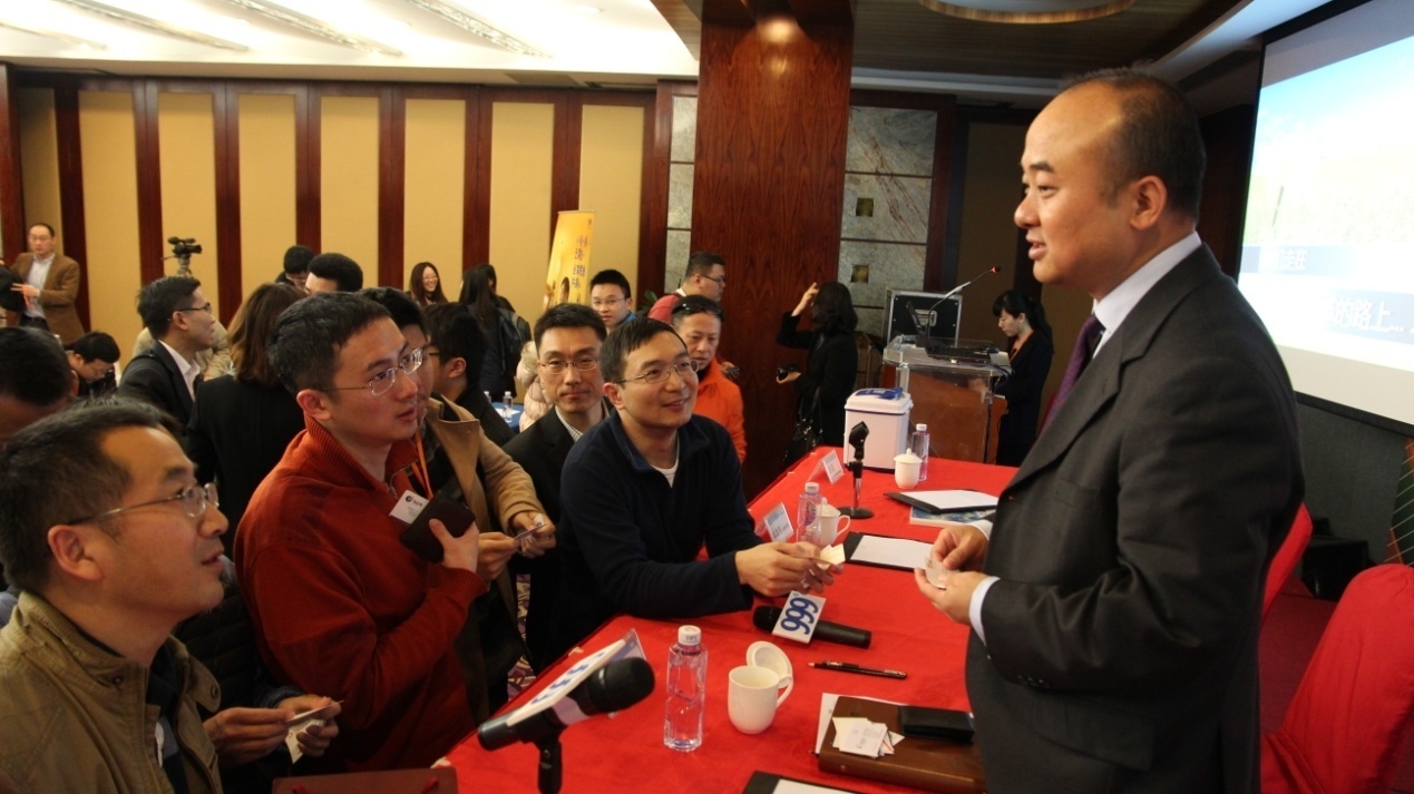 KKpTWMEgI9GkibFWLqIHQ