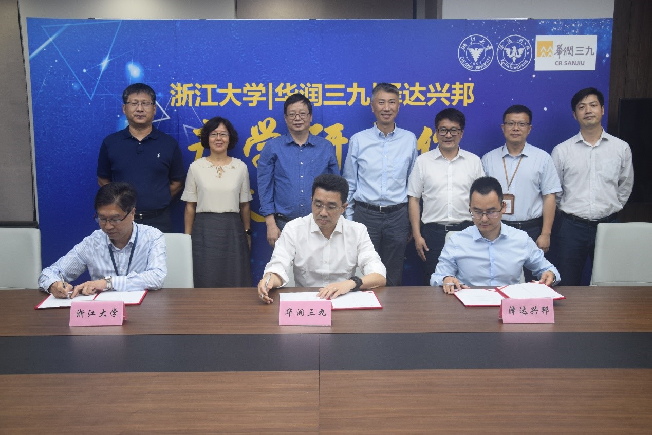 hrg7ClZDYzD1phoCf4EUc