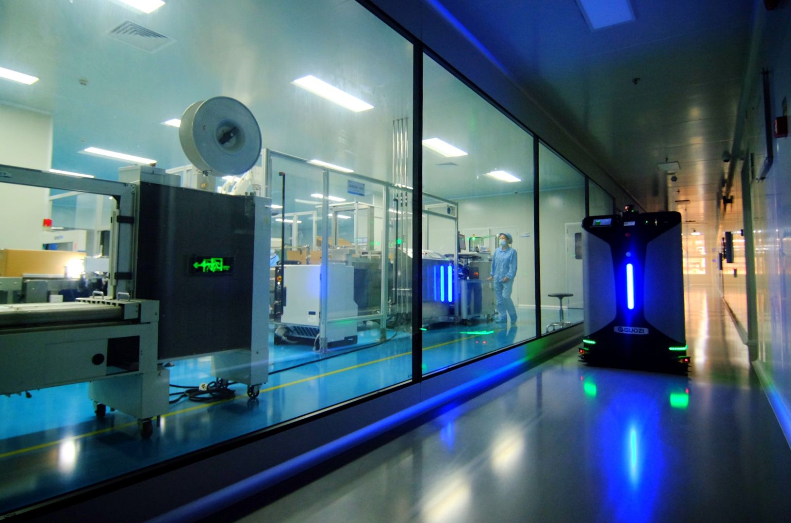 M3bu9mKp_DzMaje8hKs9p