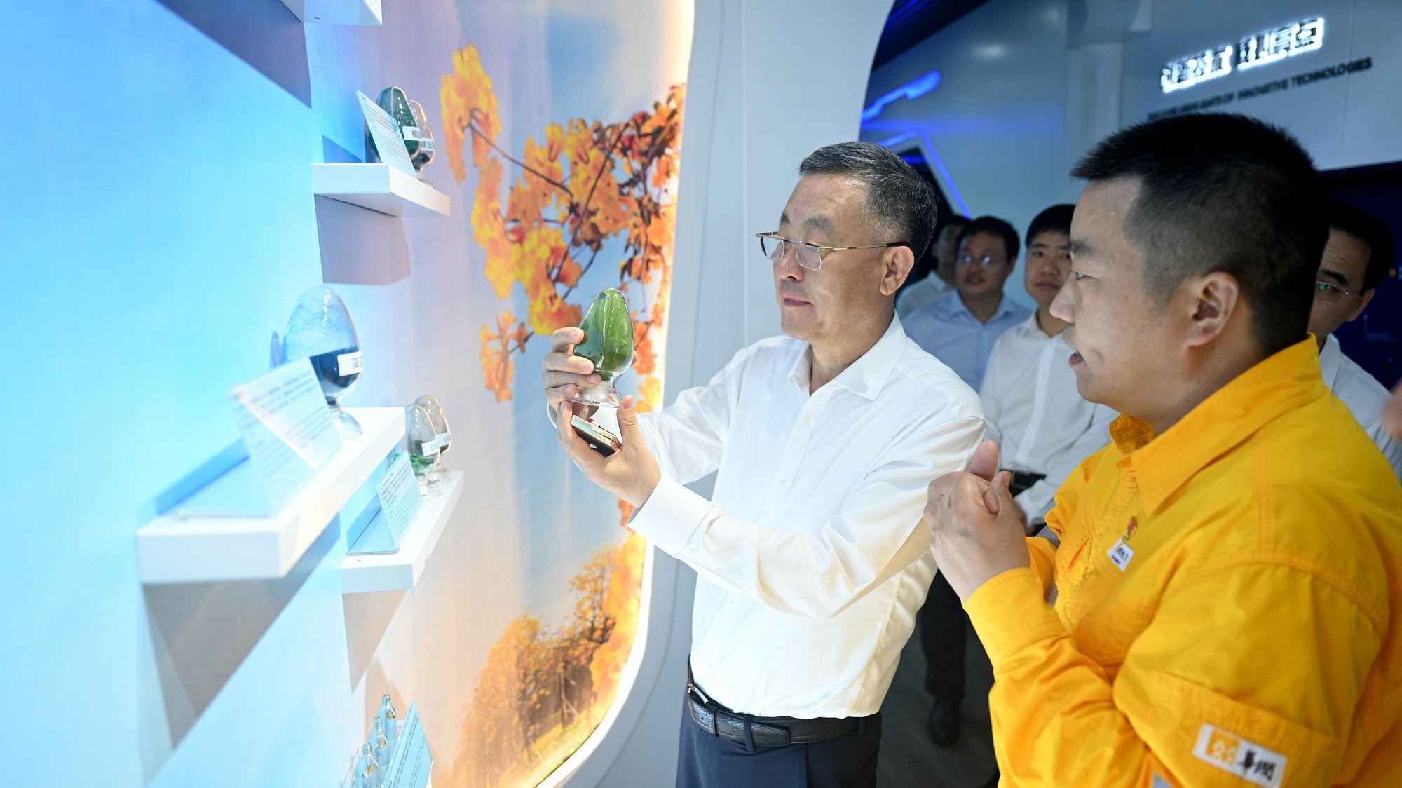 Q2v68_P5AP6V9OxiTsyvX Q2v68_P5AP6V9OxiTsyvX